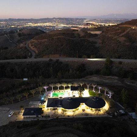 Iron Mansion Private Resort-Event Space 12000 Ft! 蒂梅丘拉 外观 照片