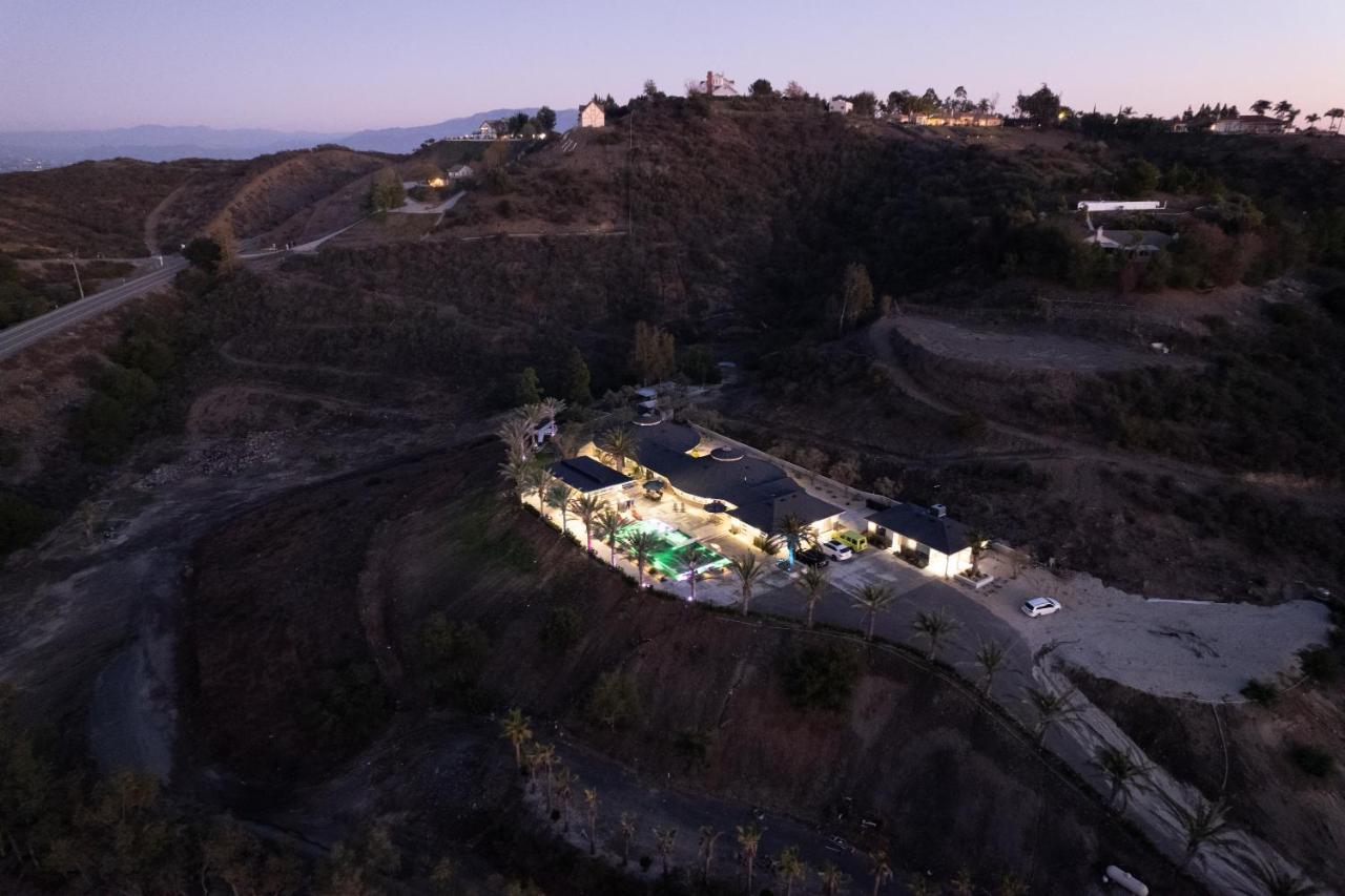 Iron Mansion Private Resort-Event Space 12000 Ft! 蒂梅丘拉 外观 照片