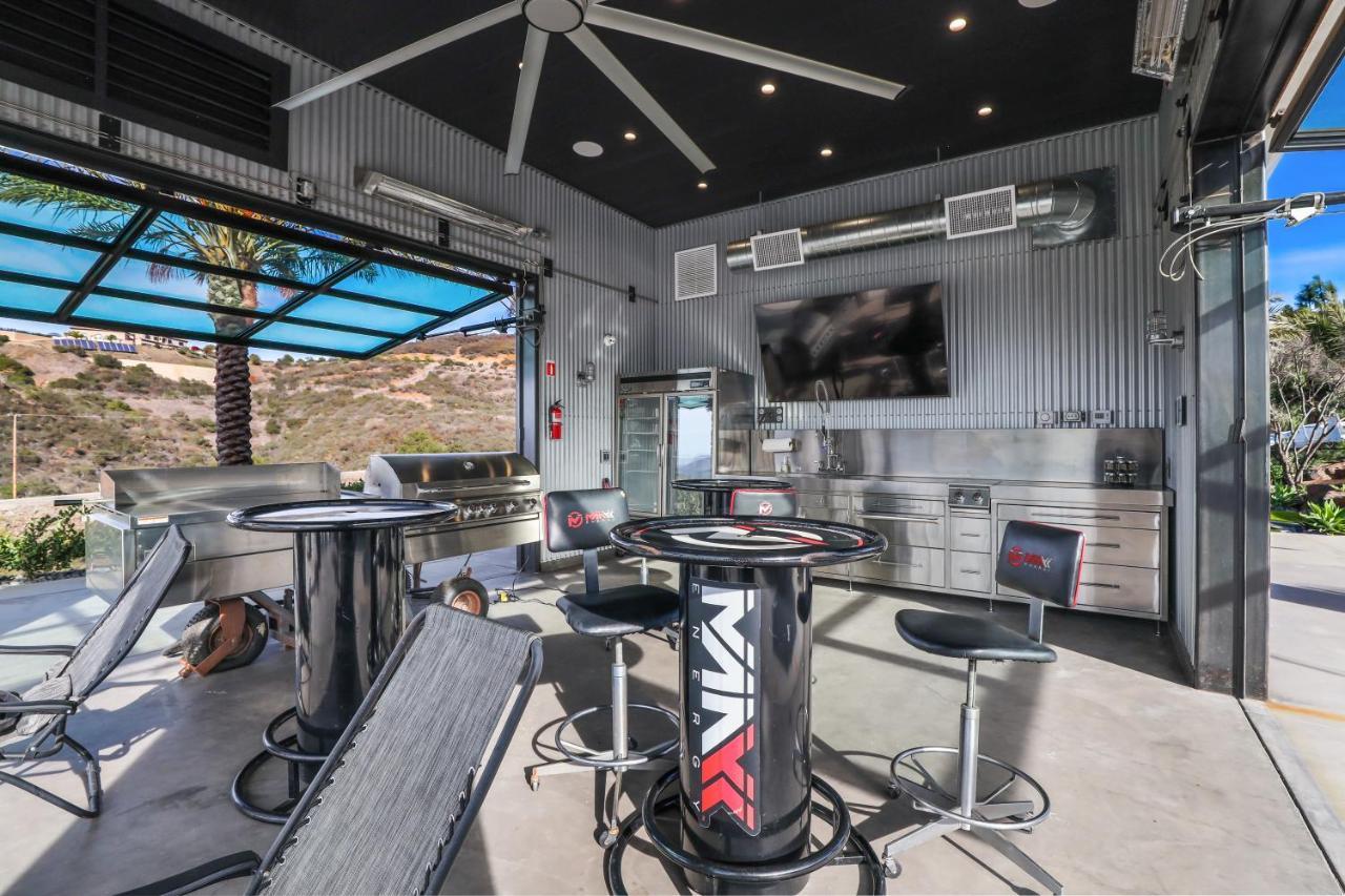 Iron Mansion Private Resort-Event Space 12000 Ft! 蒂梅丘拉 外观 照片
