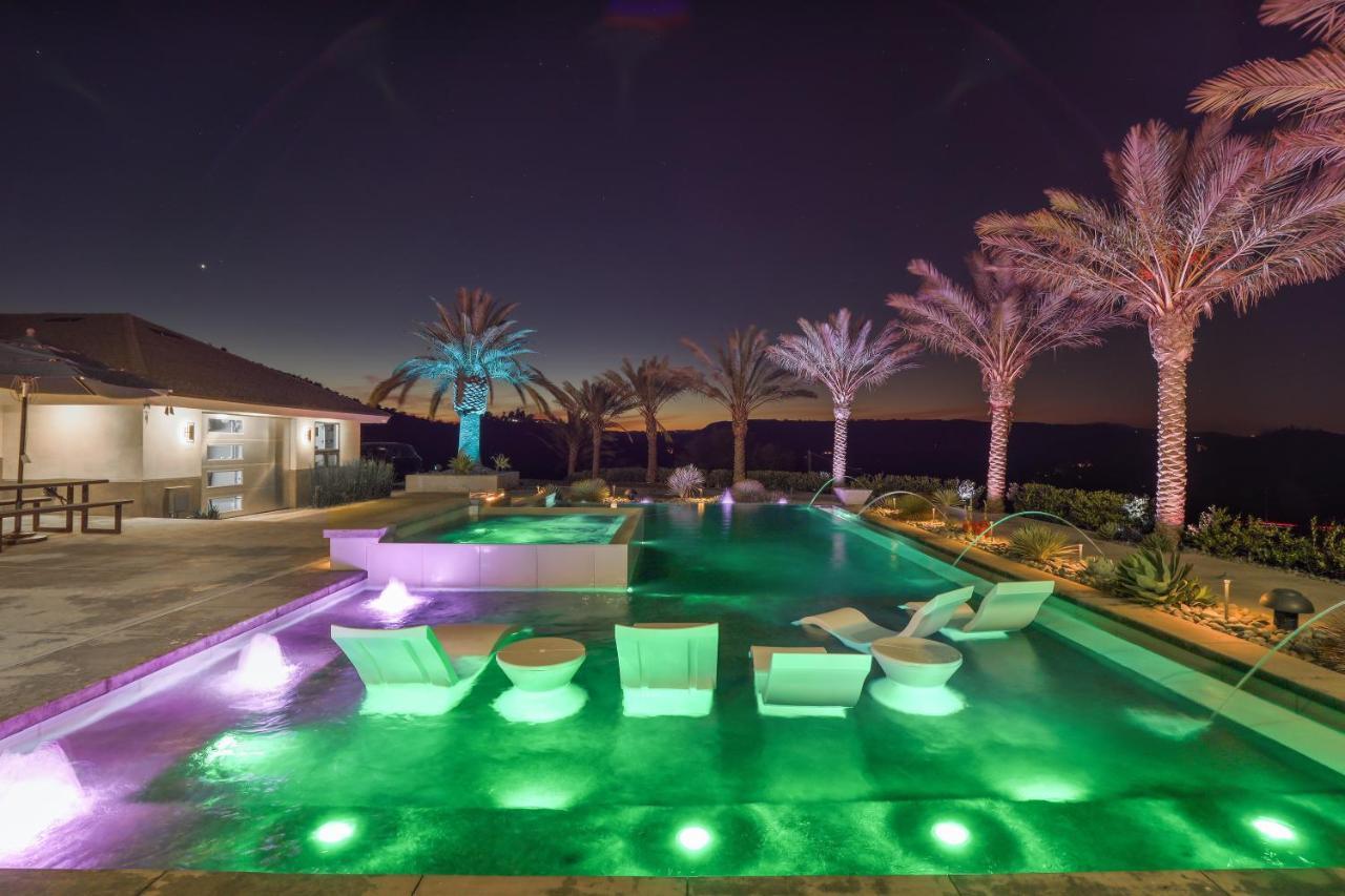 Iron Mansion Private Resort-Event Space 12000 Ft! 蒂梅丘拉 外观 照片